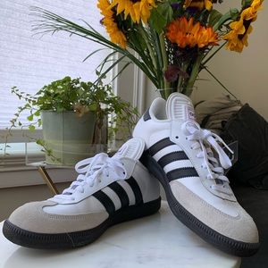 Adidas Samba Classics - Worn ONCE.